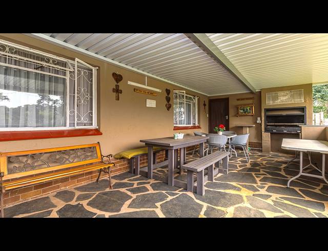 5 BEDROOM HOUSE FOR SALE IN GILLITTS